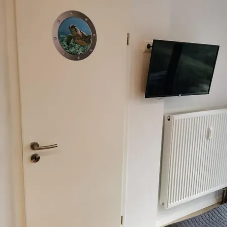 Tiny Home Mit Panoramaterrasse - Ausblick Ins Gruene Inklusive Wilhelmshaven Buitenkant foto