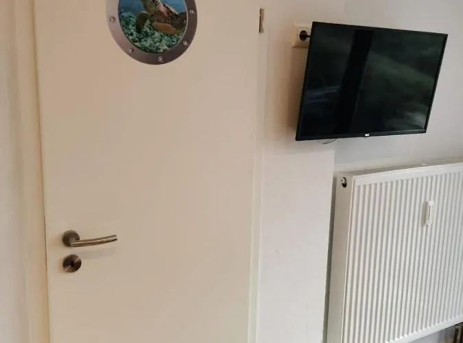 Tiny Home Mit Panoramaterrasse - Ausblick Ins Gruene Inklusive